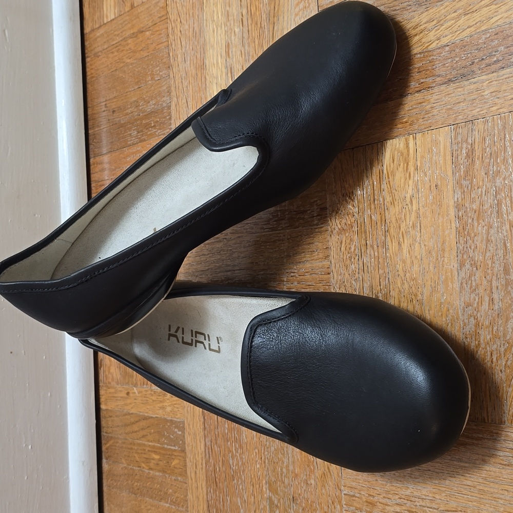 KURU Black Women's Flats & Loafers
